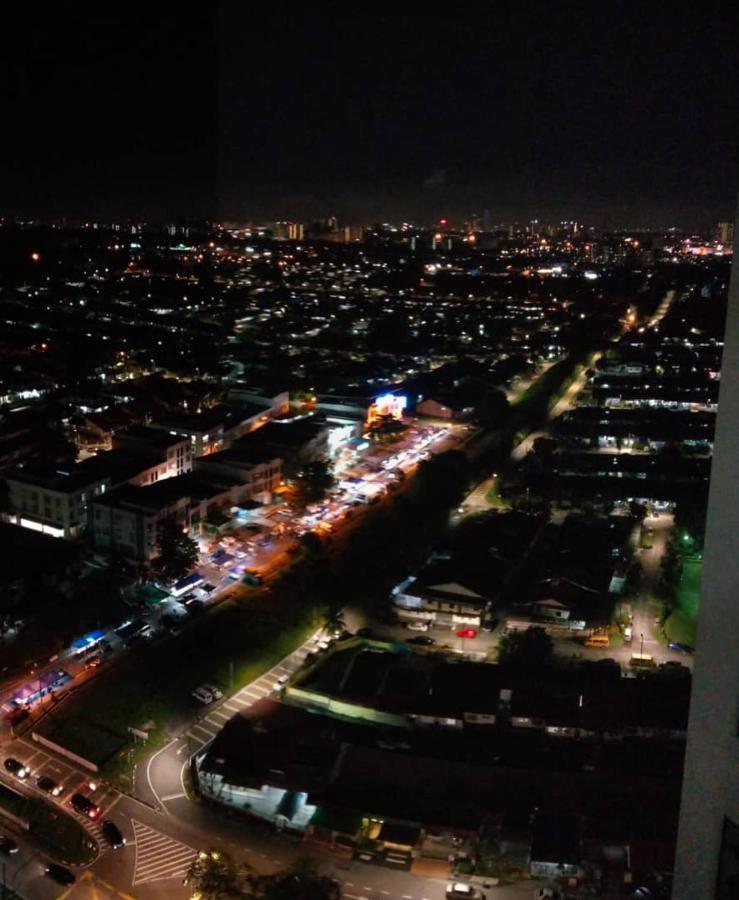 The Platino Paradigm Tv Netflix 3 Queenbeds Apartment Johor Bahru Luaran gambar